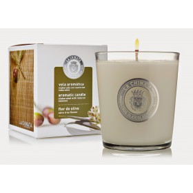 Kerze mit Olivenbaumduft